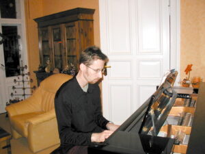 05 Wohnzimmer08 MichaelKlavier Michael - Hobbies